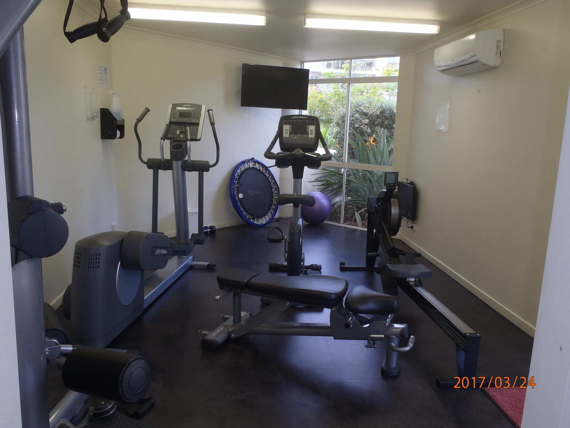 Moorings Beach Resort Caloundra Luaran gambar